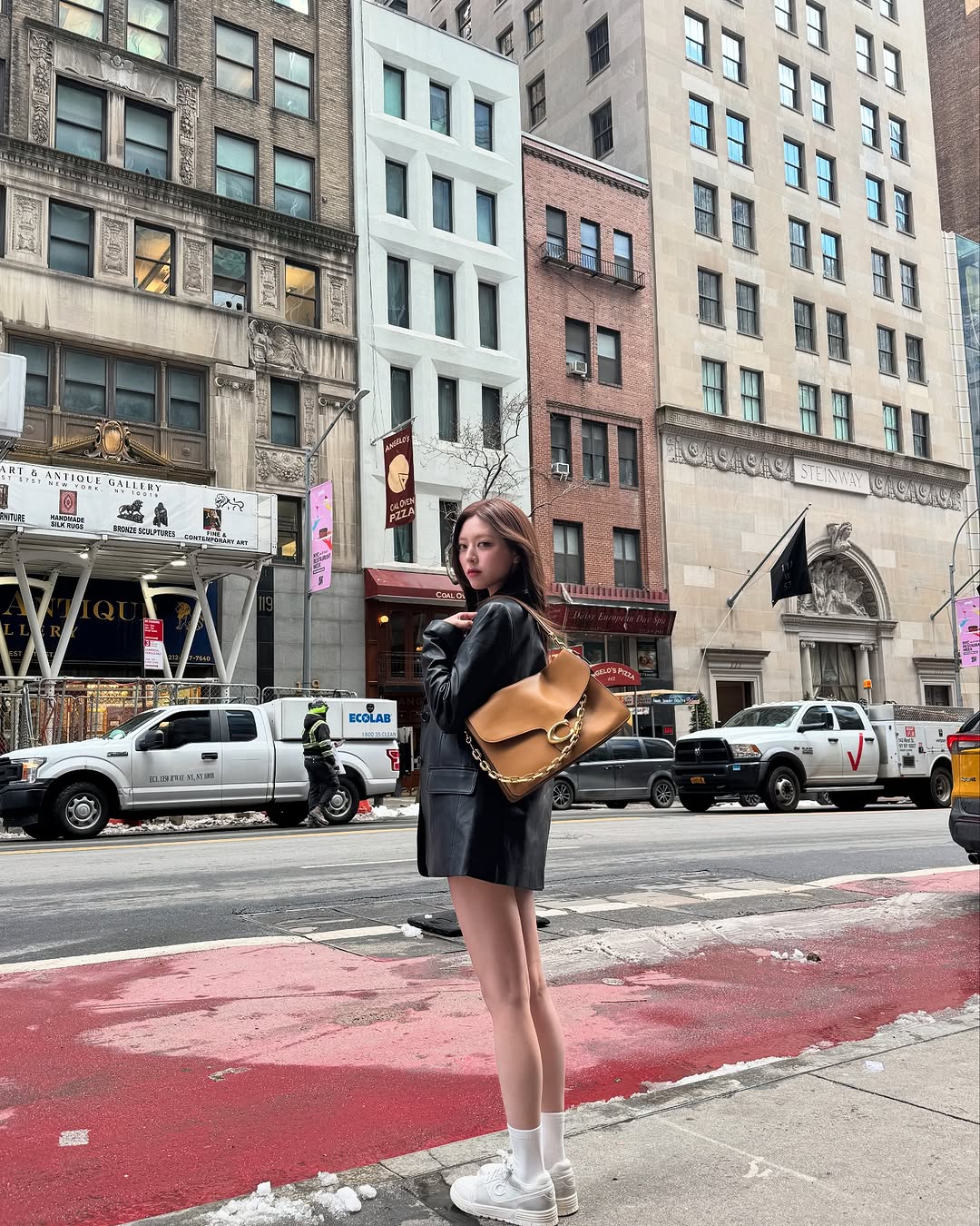 Post image  of ITZY