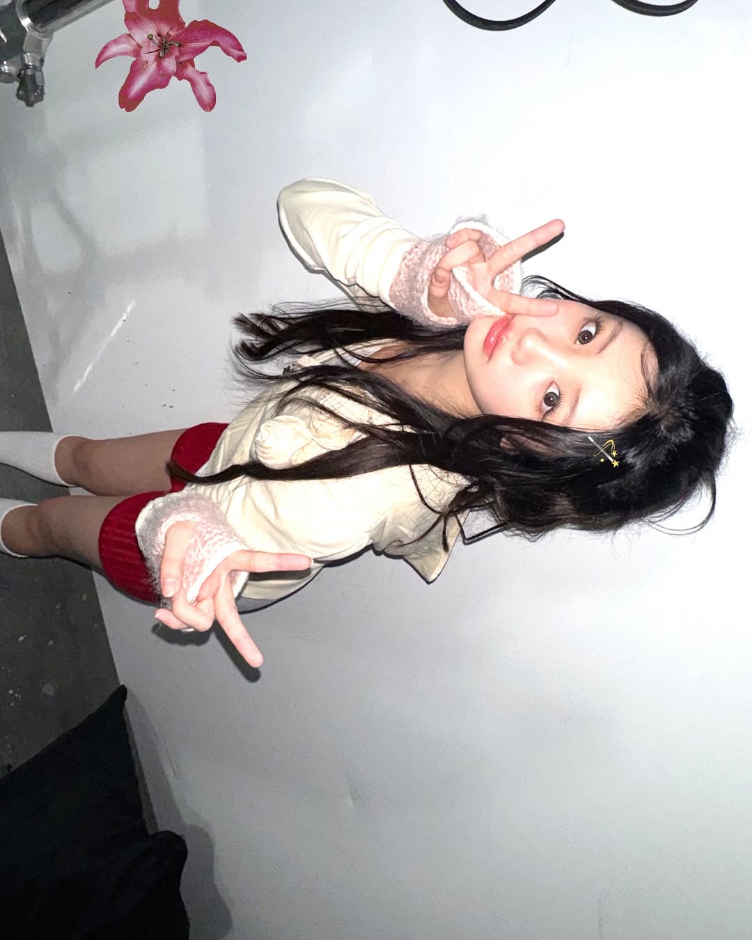 Post image  of ILLIT