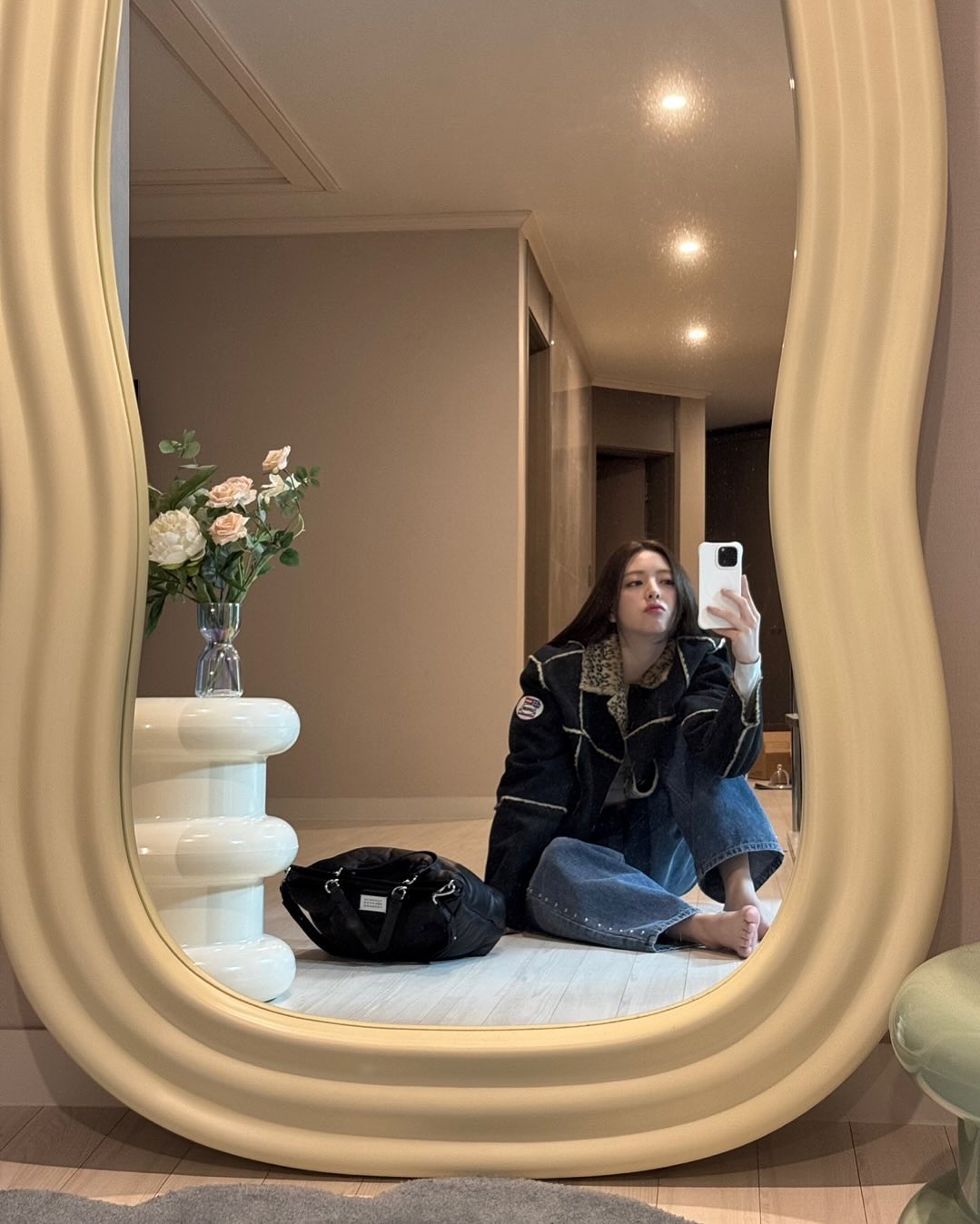 Post image  of ITZY