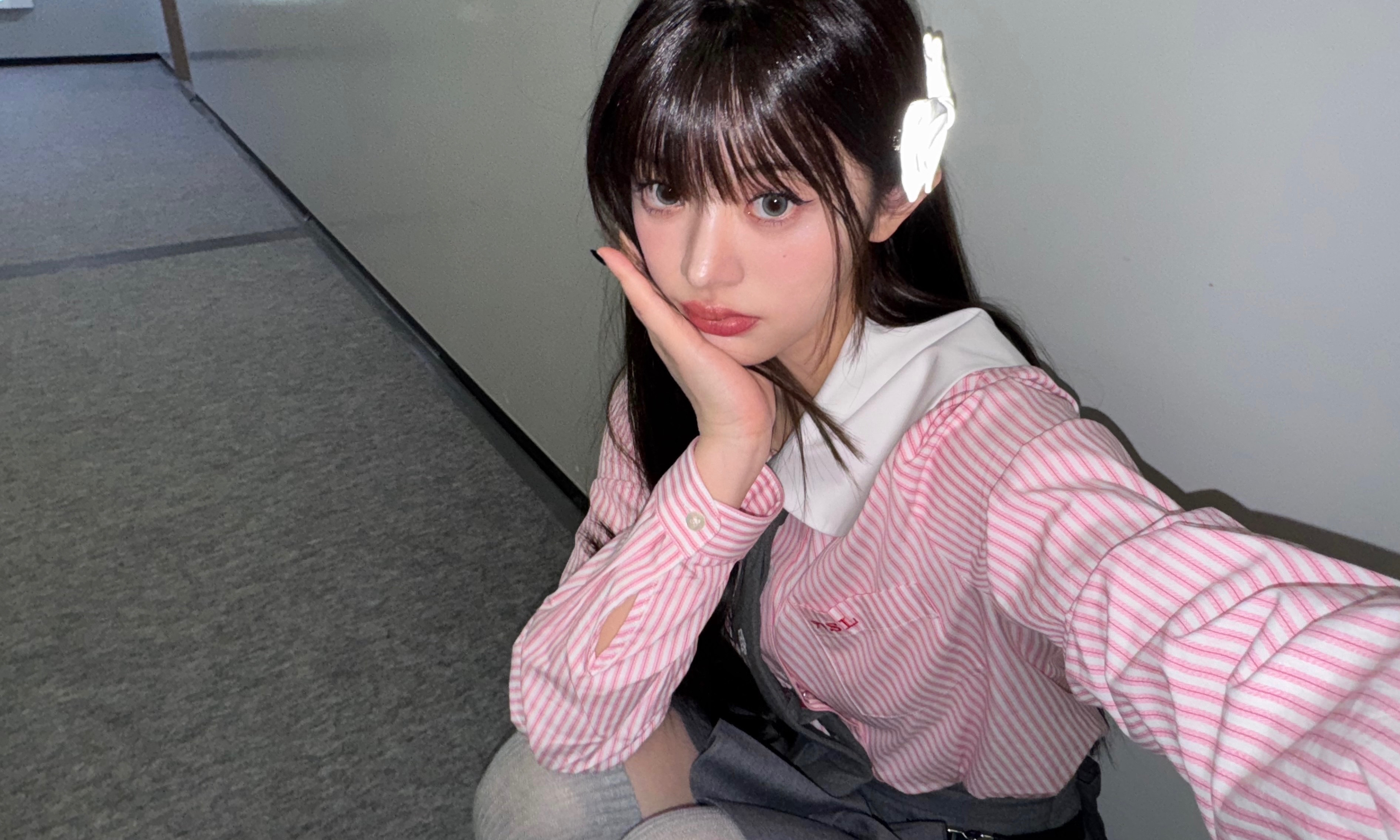 Post image  of ILLIT
