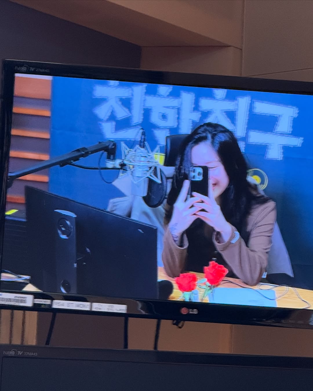 Post image  of ITZY