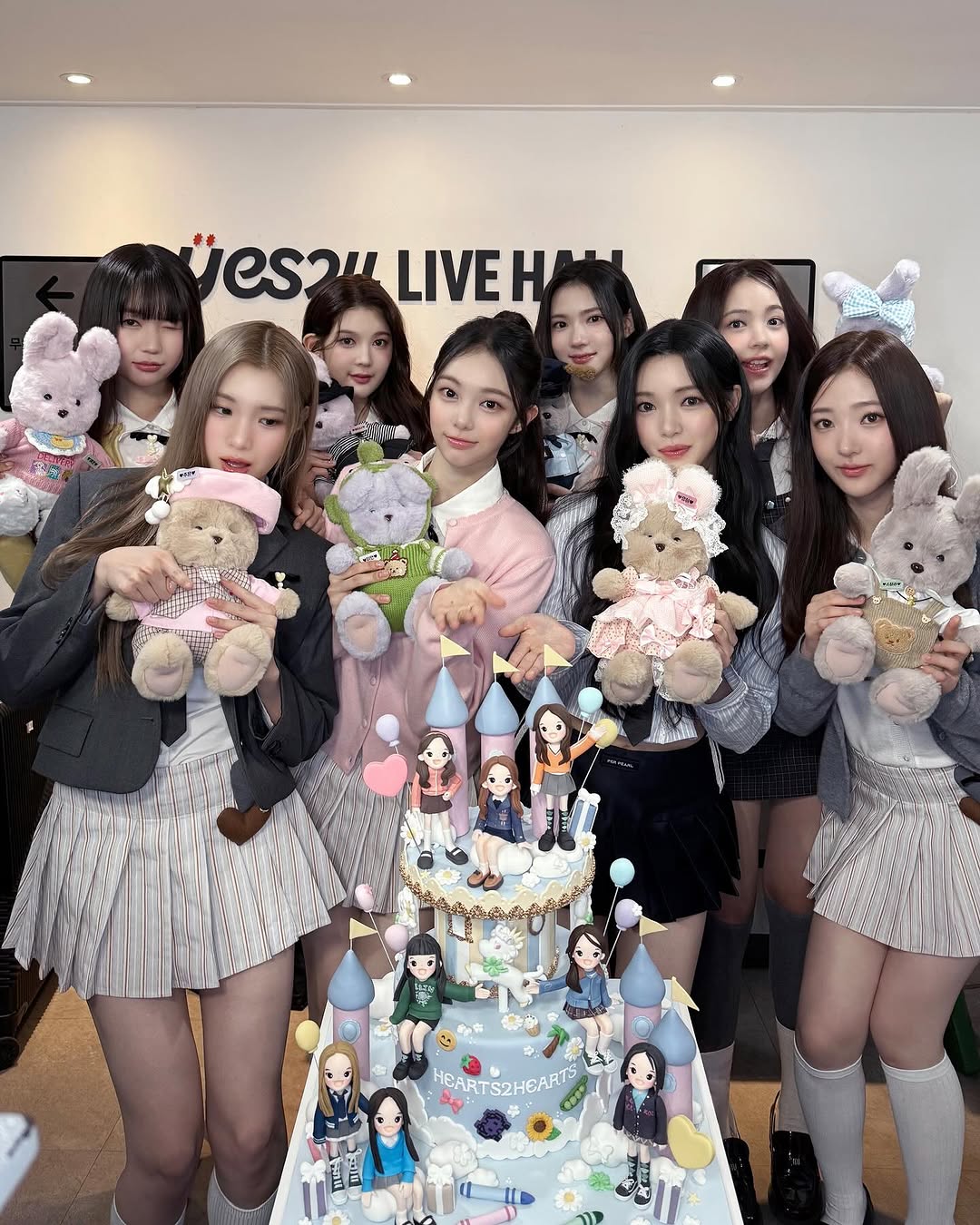 Post image  of Hearts2Hearts
