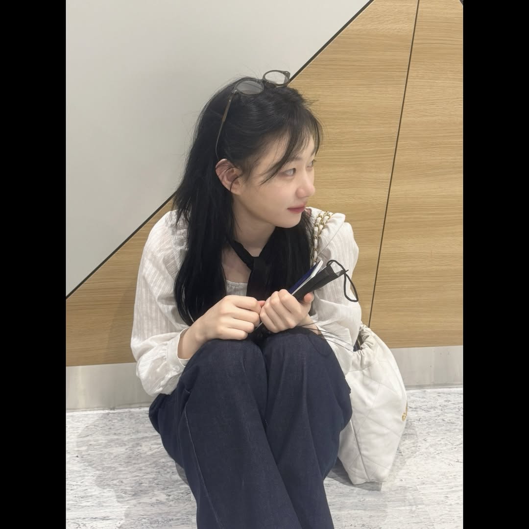 Post image  of ITZY