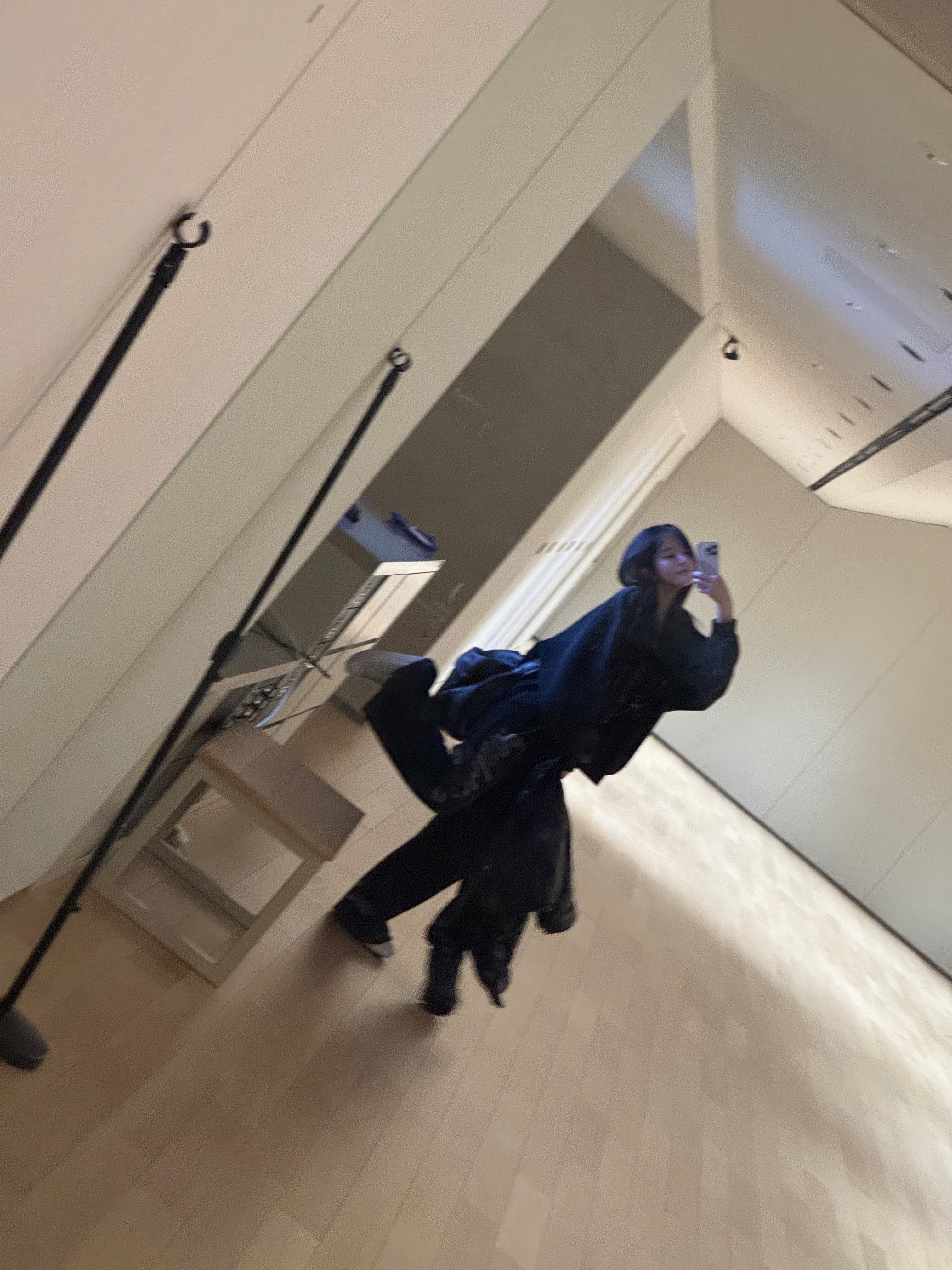 Post image  of ILLIT