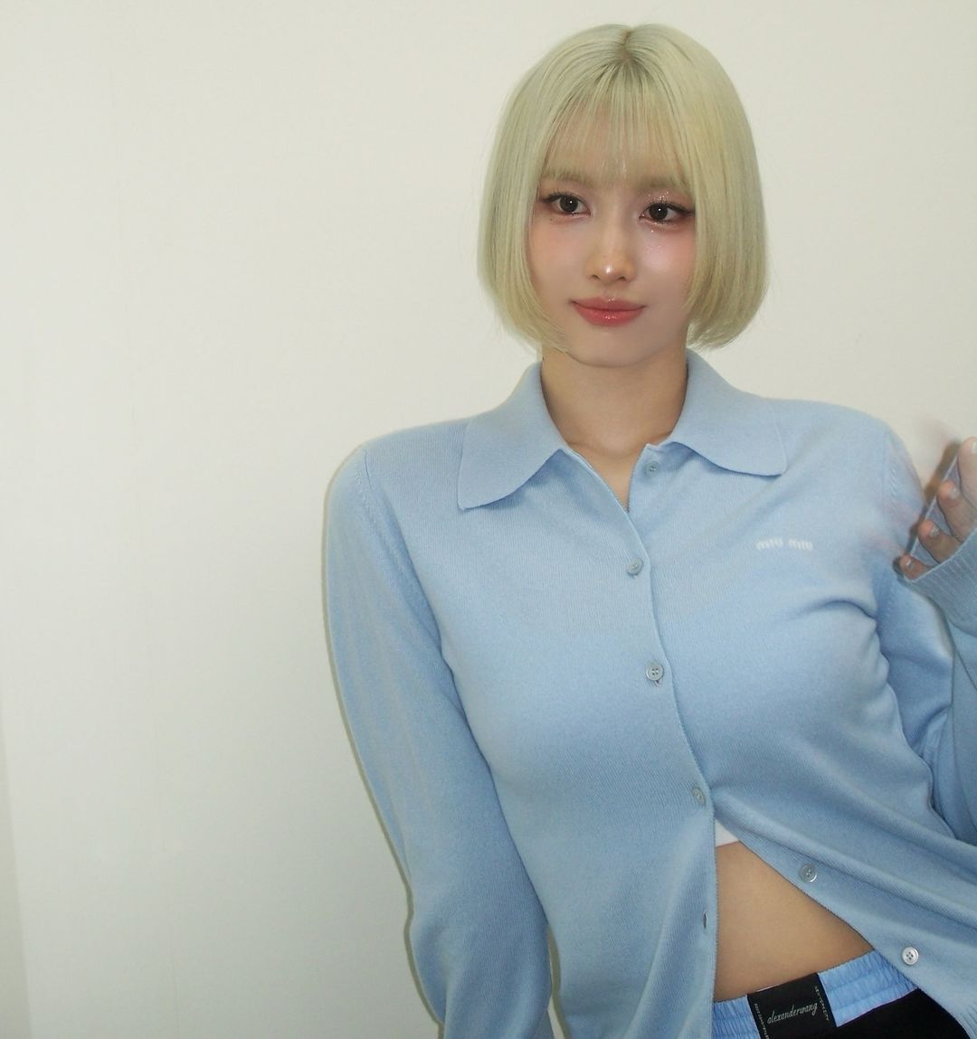 Post image  of TWICE