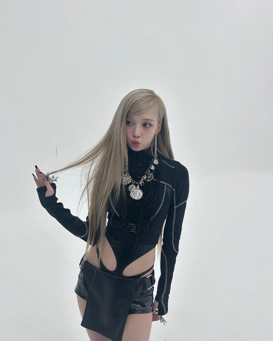 Post image  of aespa
