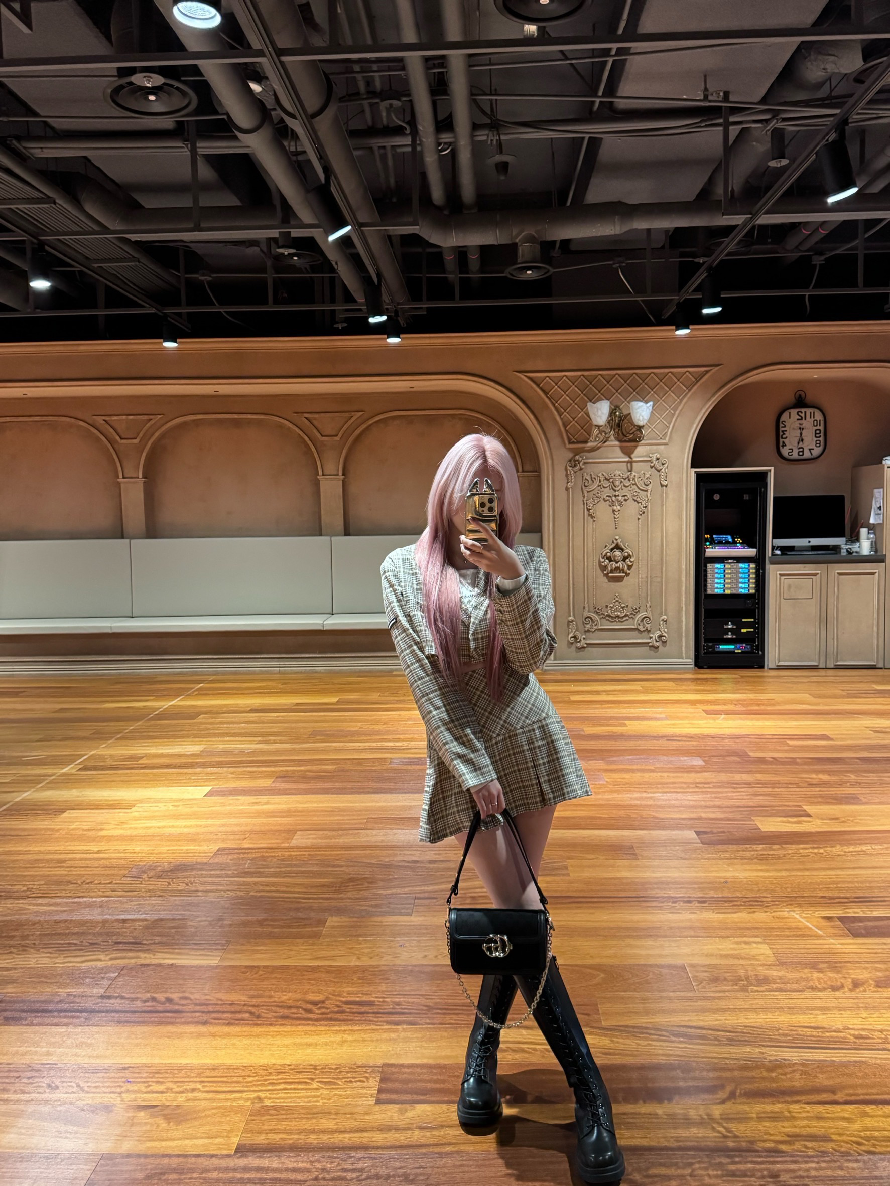 Post image  of BABYMONSTER