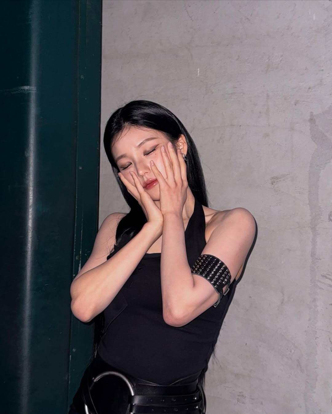 Post image  of ITZY