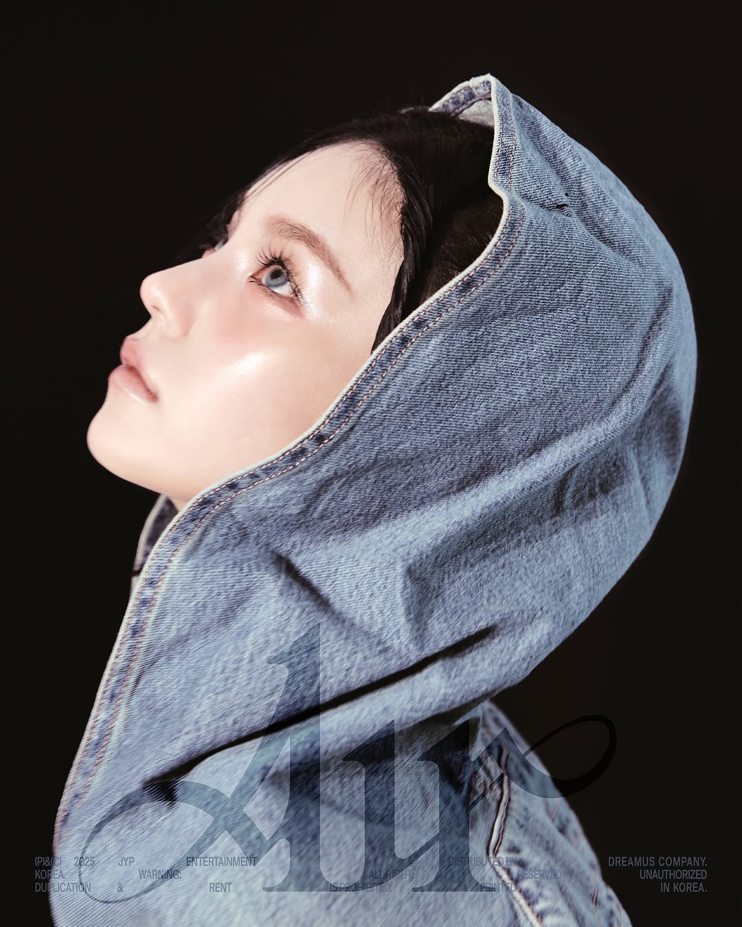 Post image  of ITZY
