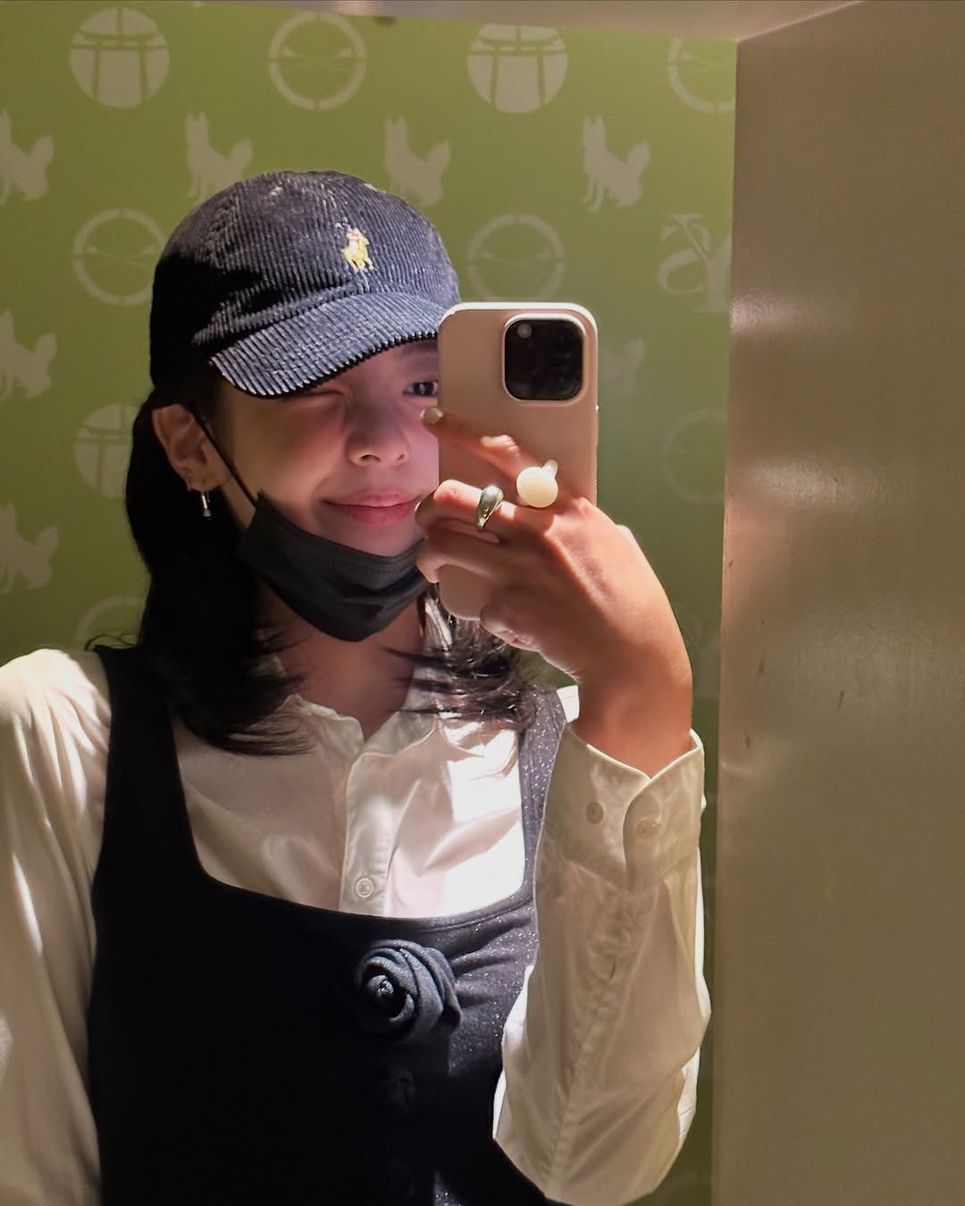 Post image  of ITZY