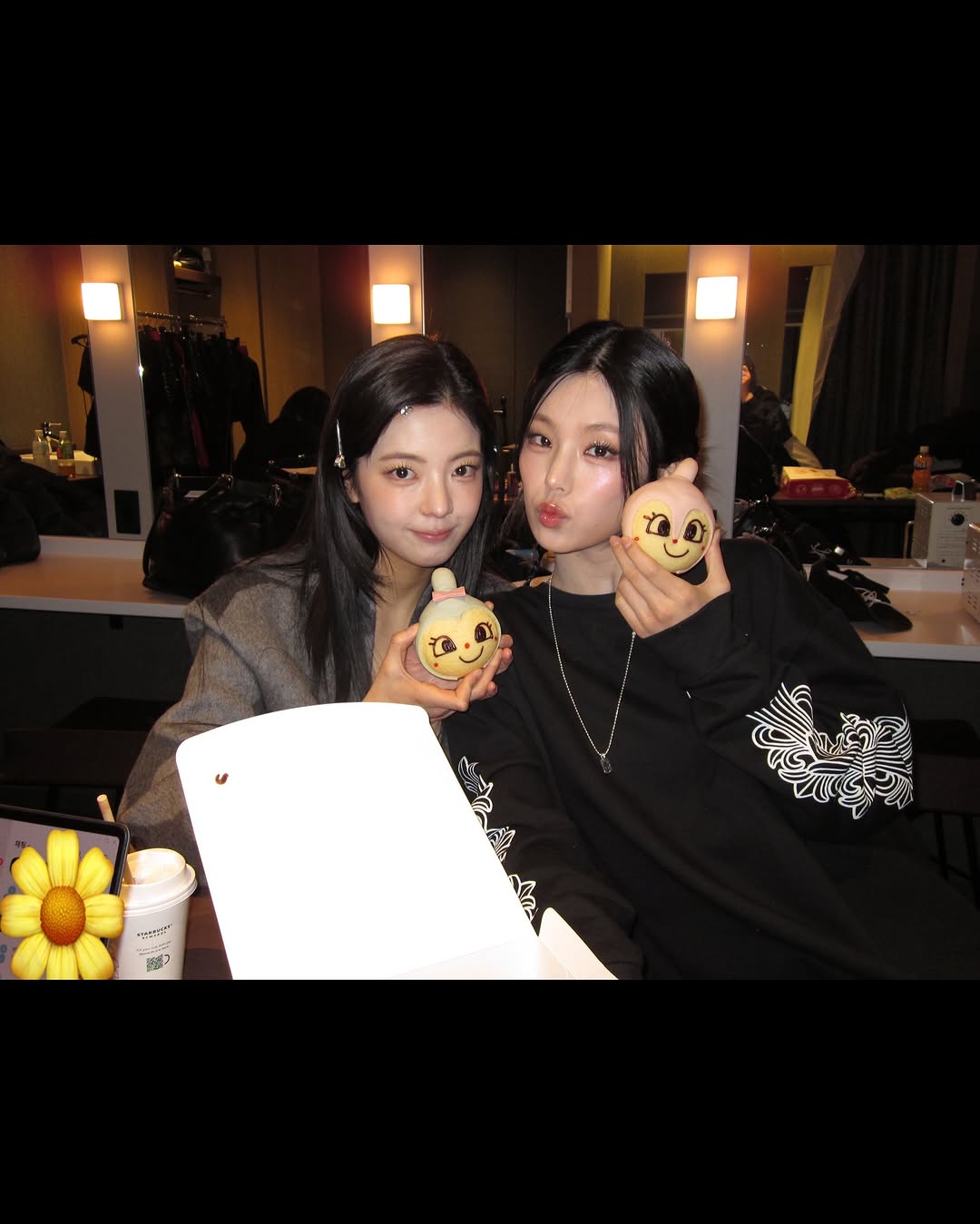 Post image  of ITZY