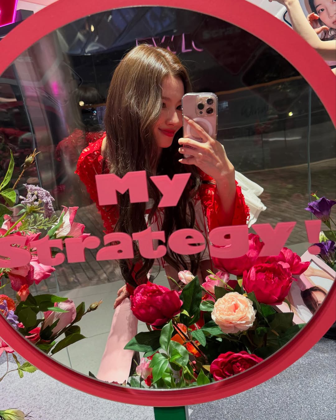 Post image  of TWICE