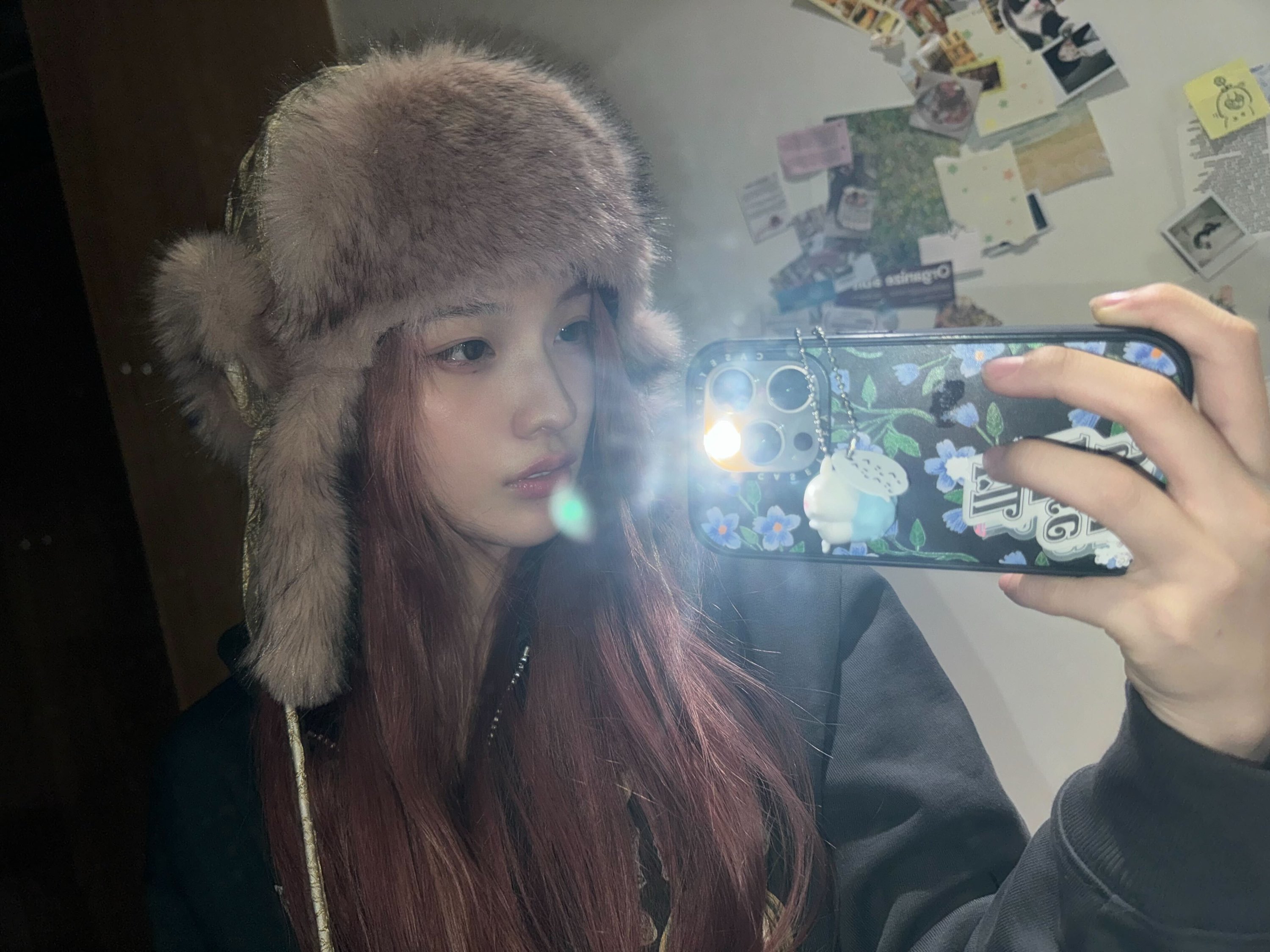 Post image  of ILLIT
