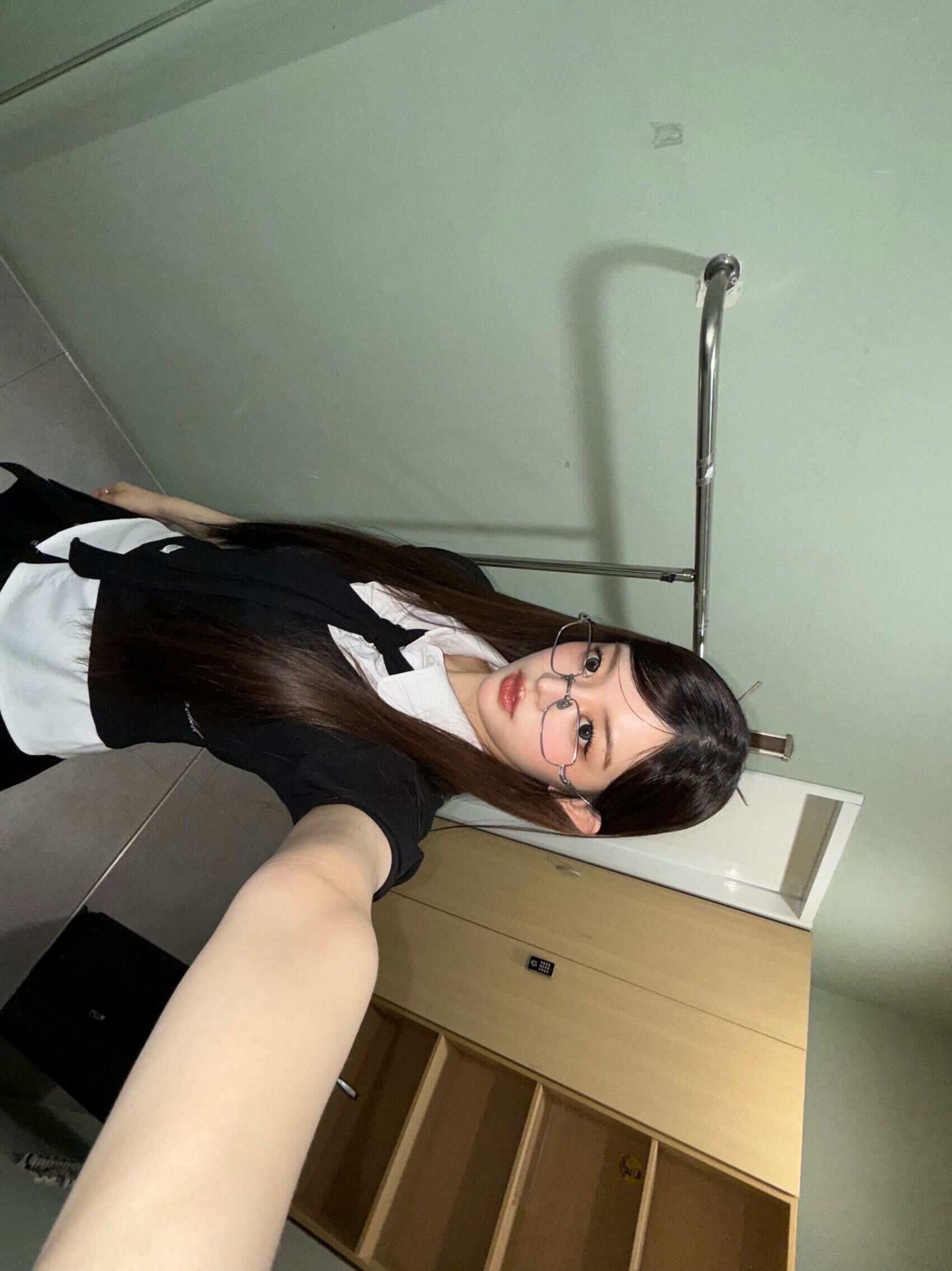 Post image  of ILLIT