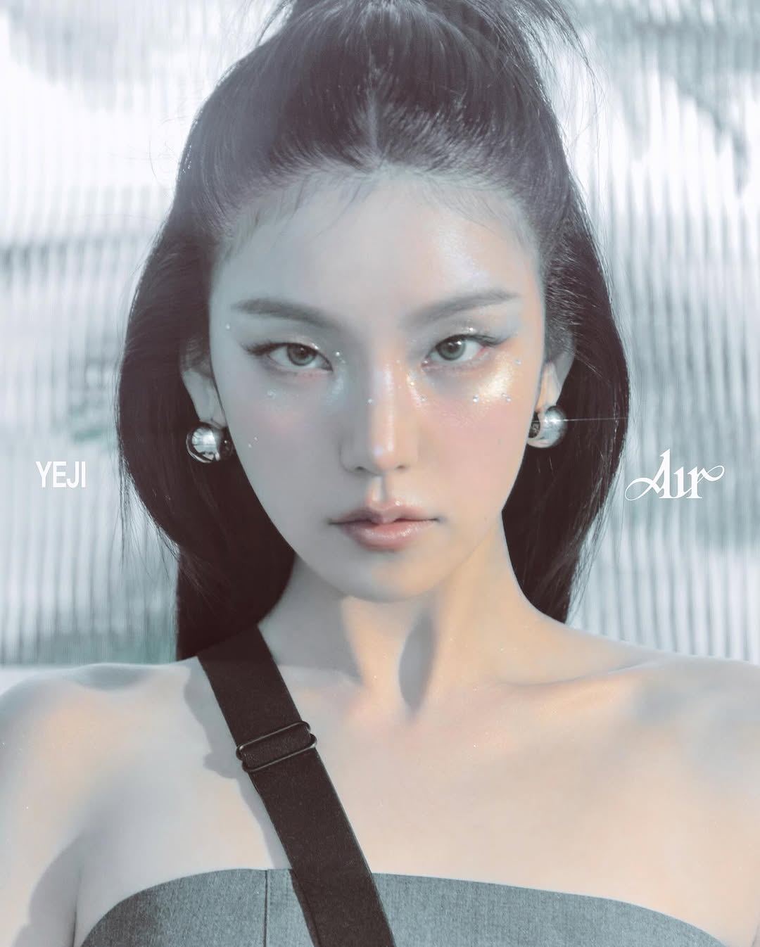 Post image  of ITZY