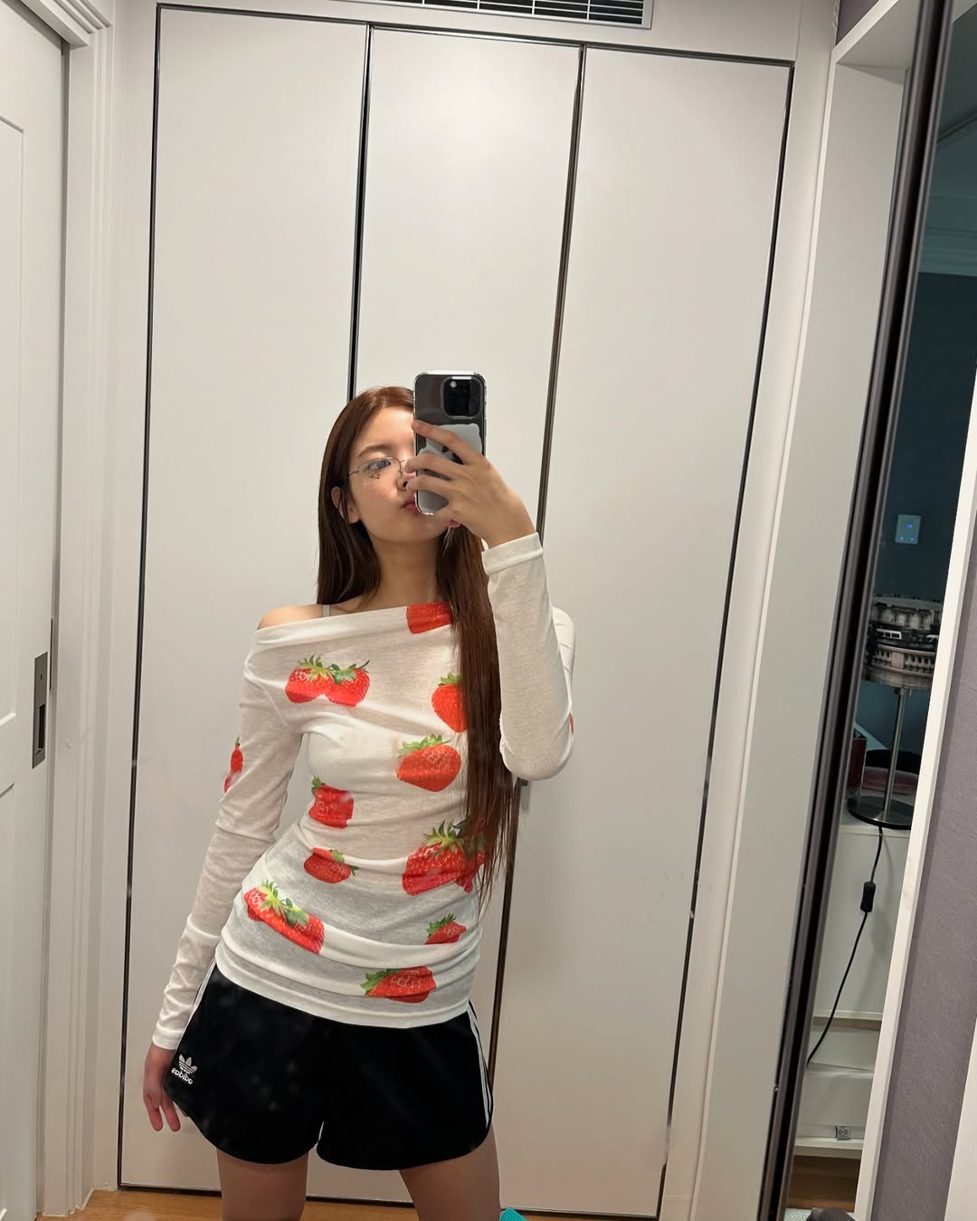 Post image  of ITZY