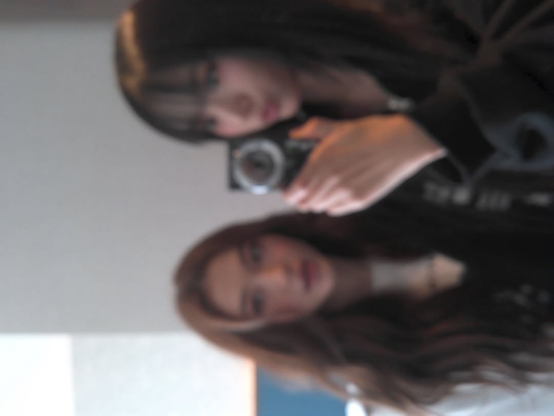 Post image  of MEOVV