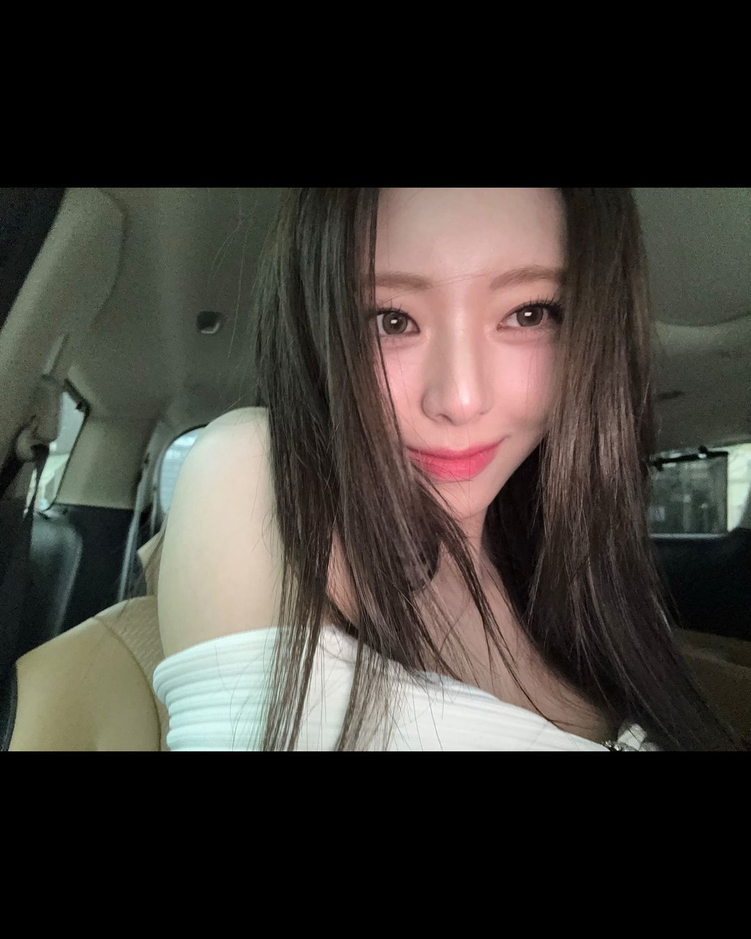 Post image  of ITZY