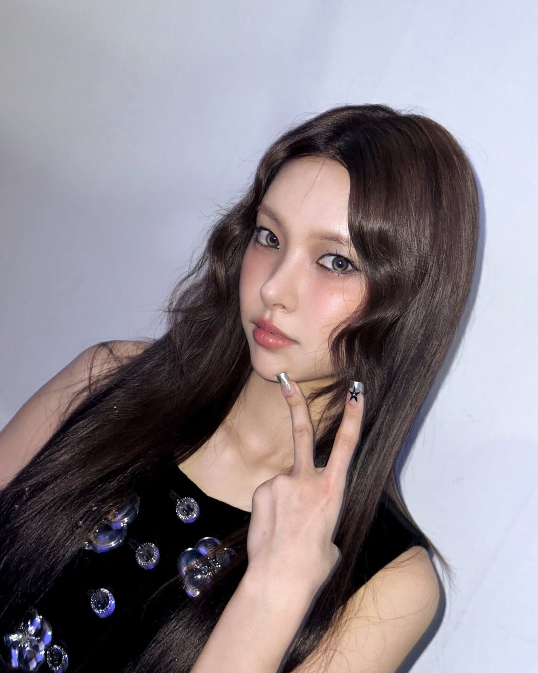 Post image  of ILLIT