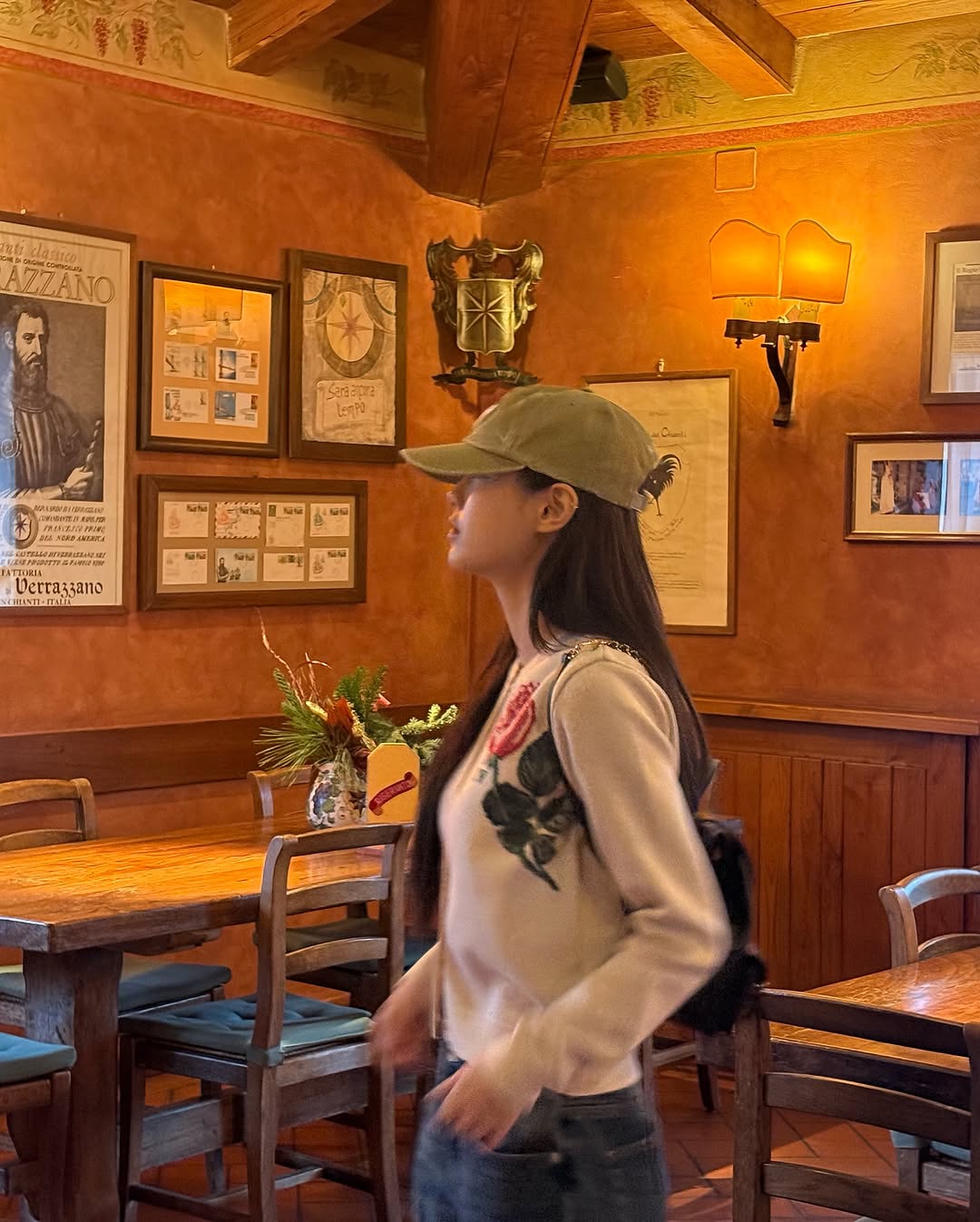 Post image  of Chuu