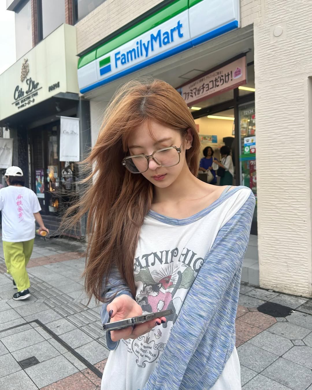 Post image  of ITZY