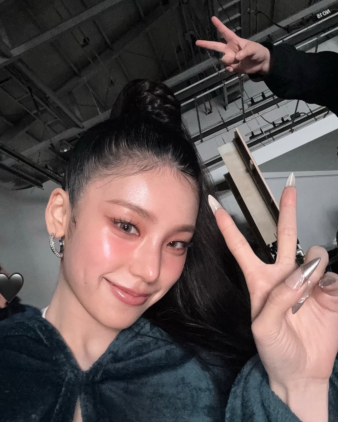Post image  of ITZY