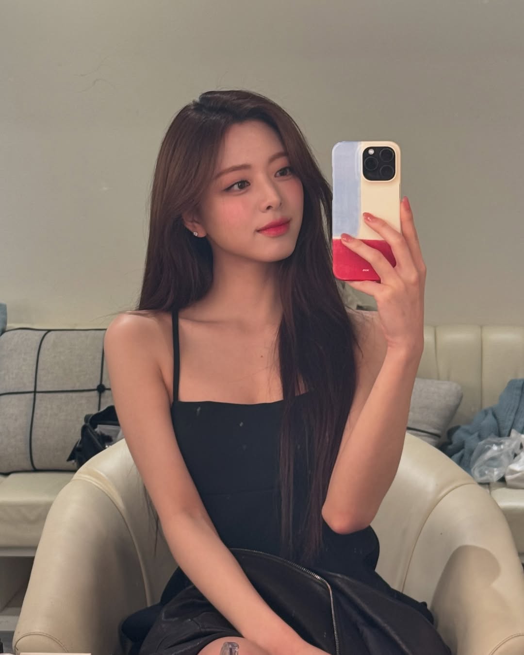 Post image  of ITZY